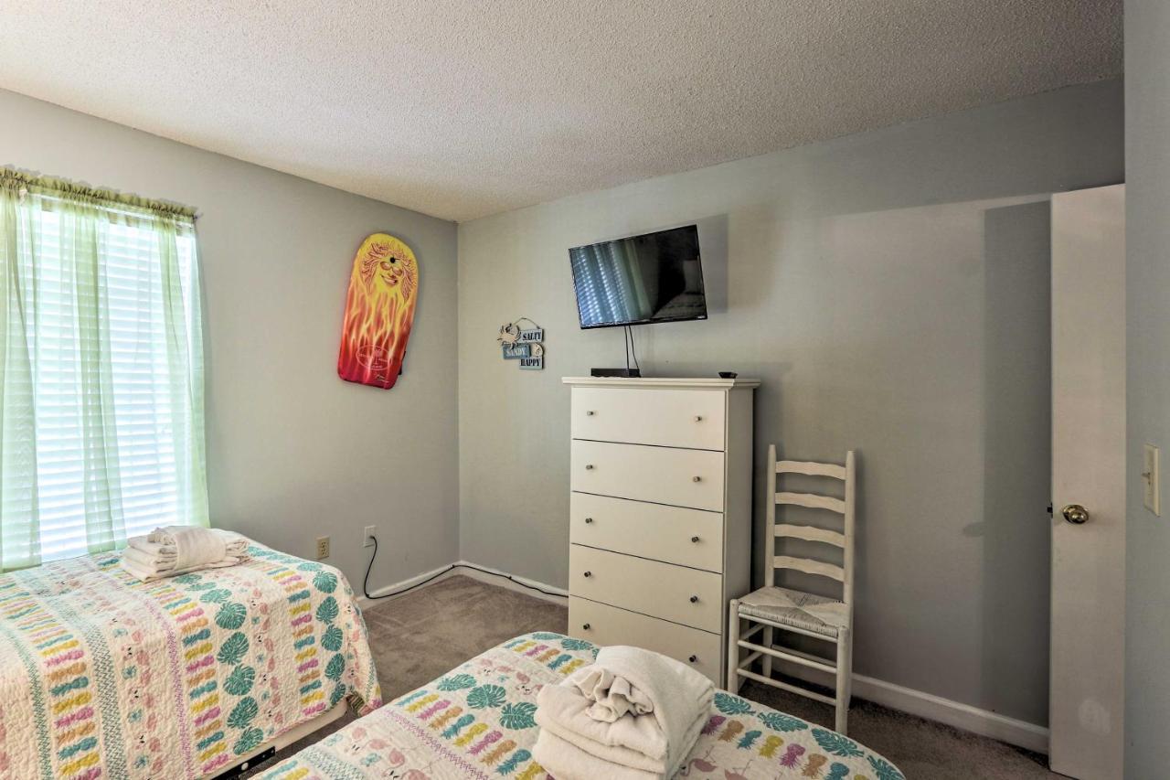 Colorful Hilton Head Condo With Beach And Pool Access! Hilton Head Island Exterior photo